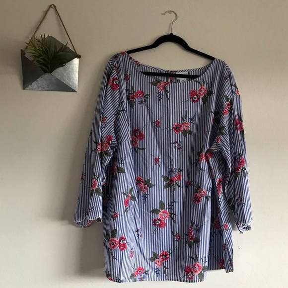 NWT Liz Claiborne Pin Stripe floral top - Picture 2 of 5